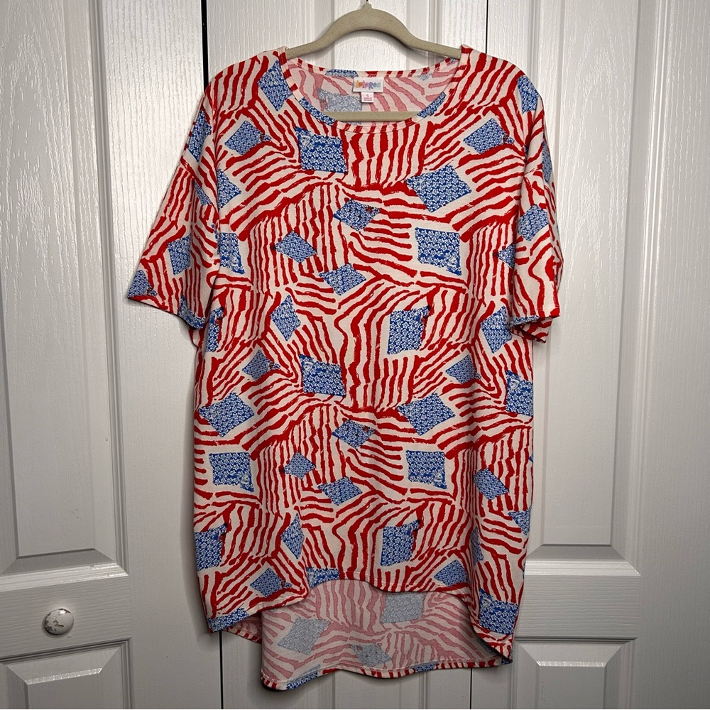 LulaRoe Irma Tee Shirt Tunic Small Red White Blue Star Stripe Hi Low Oversized